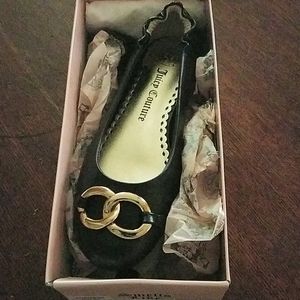 Juicy Couture black flats